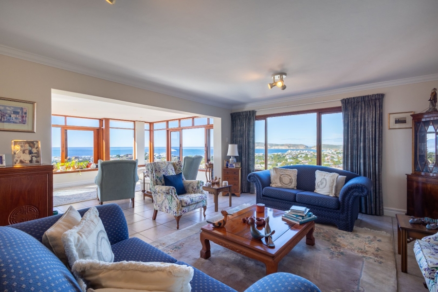 4 Bedroom Property for Sale in Lower Robberg Western Cape